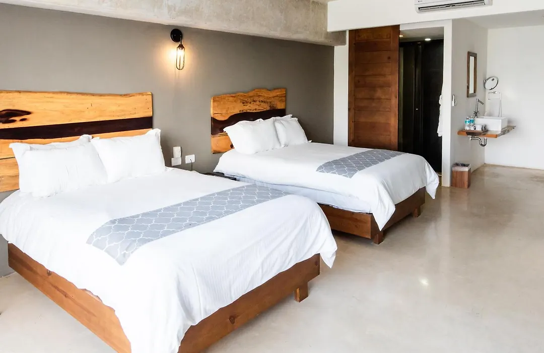 Sunday Hotel 52 At Playa Del Carmen-1